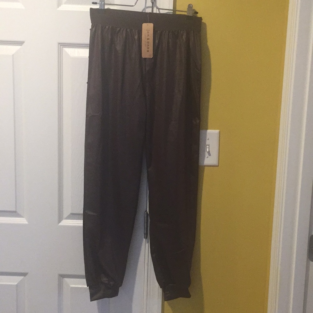 Jon & Anna brown liquid joggers